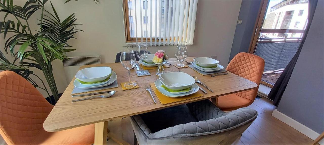 Stunning Modern Coventry City Centre Apartment Kültér fotó