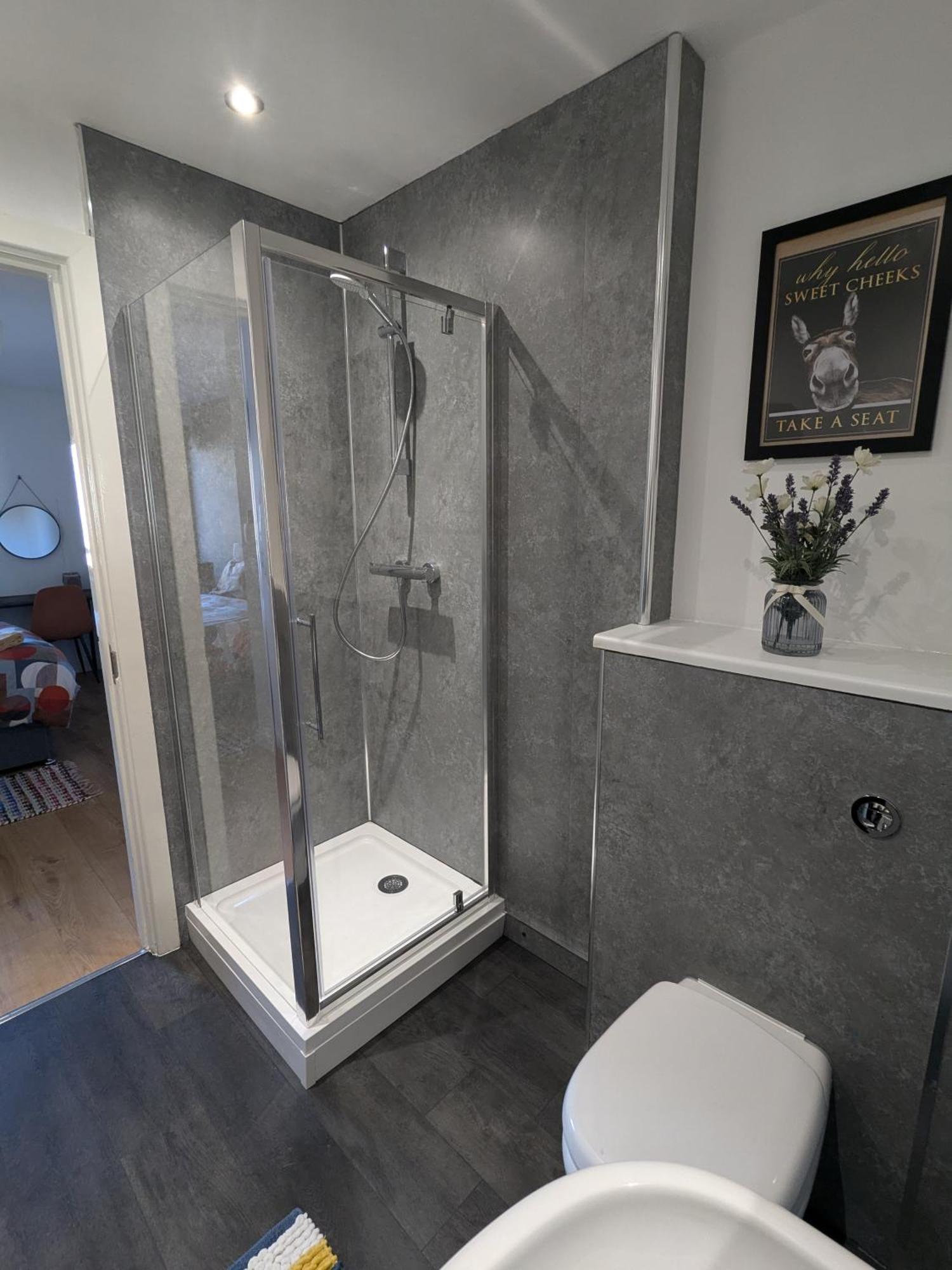 Stunning Modern Coventry City Centre Apartment Kültér fotó